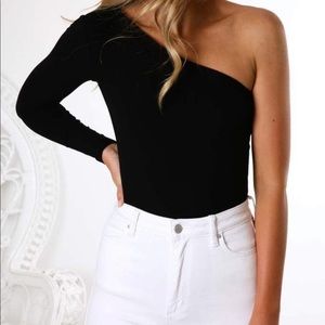 Brandy Melville One Shoulder Bodysuit